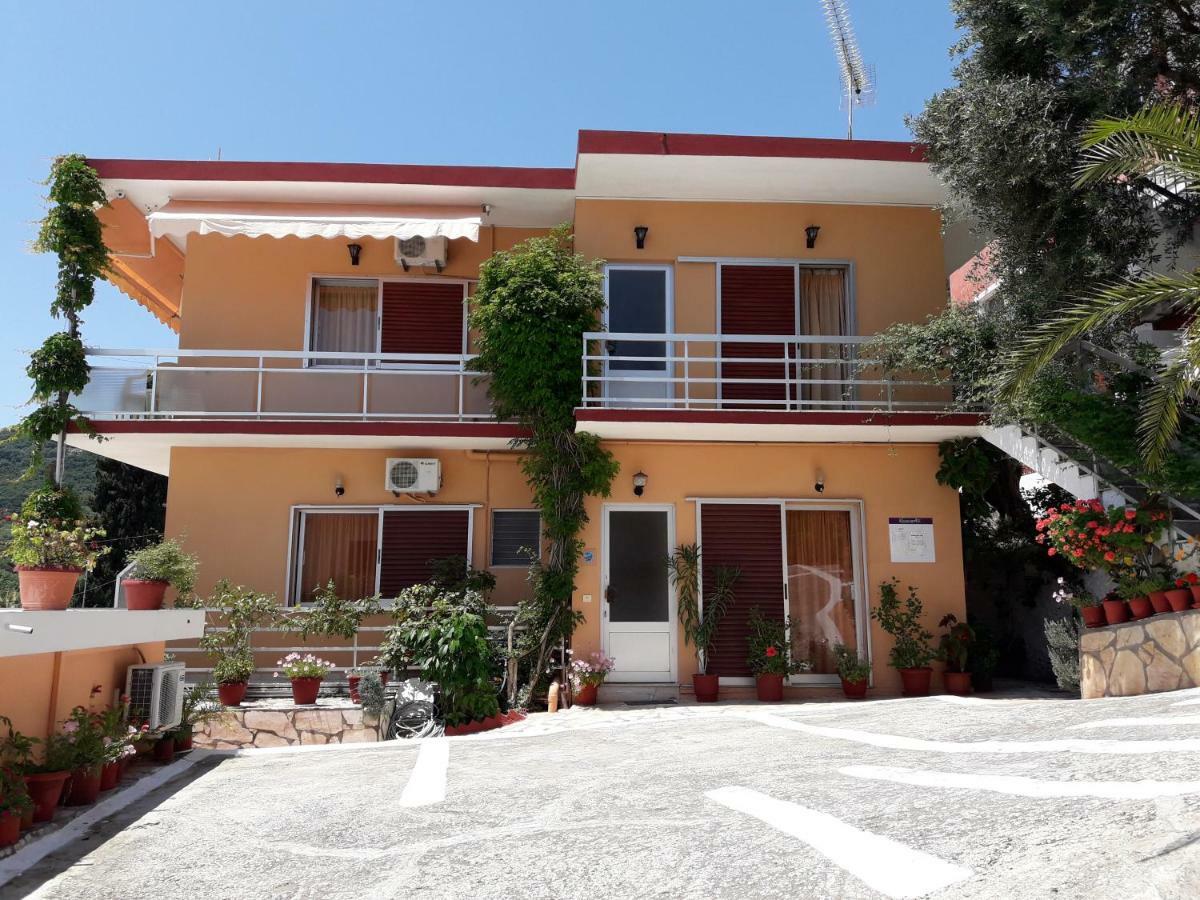 Apartament Emilios View *
